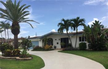 2731 NE 52nd Court, Lighthouse Point, Florida