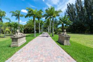 4851 80th S Lane, Lake Worth, Florida